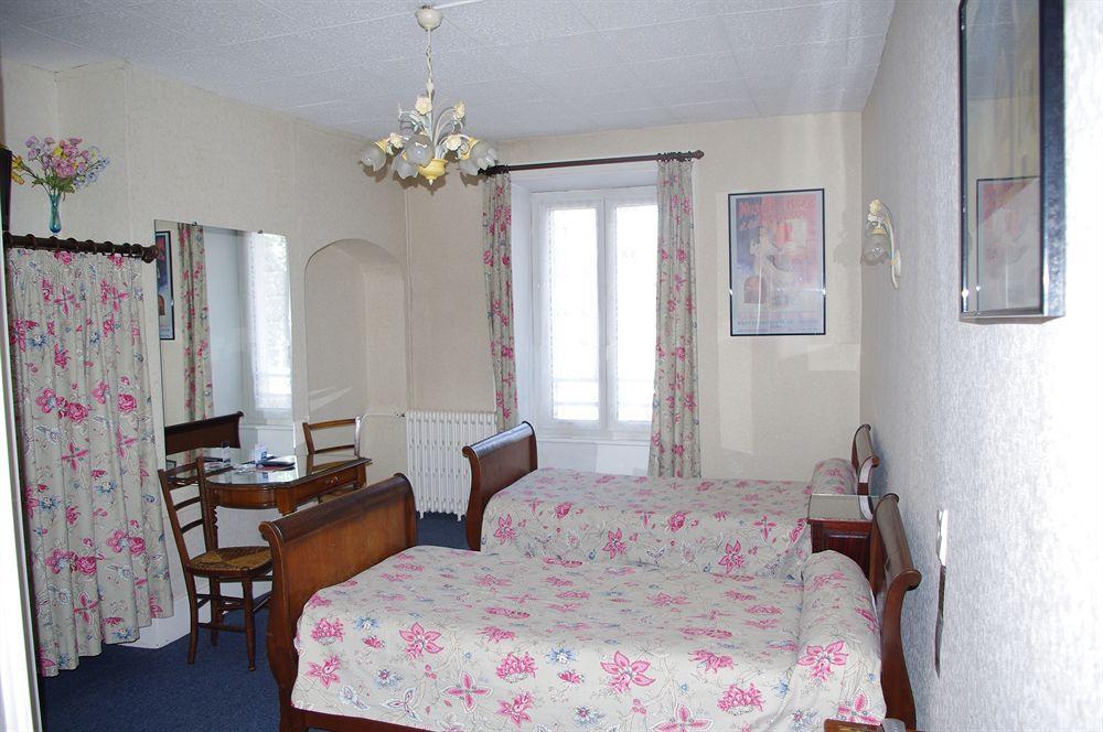 Hotel De La Paix Λιμόζ Εξωτερικό φωτογραφία