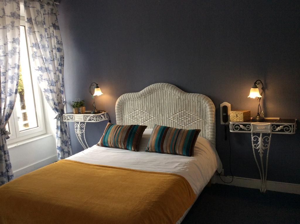 Hotel De La Paix Λιμόζ Εξωτερικό φωτογραφία